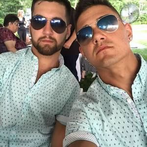 Meet your Posher, Garrett